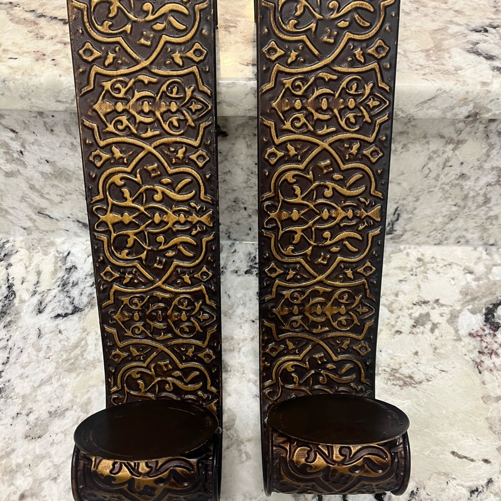 Wall hanging candle holders